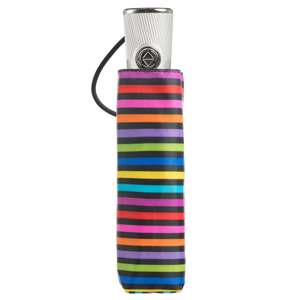 Totes Water Resistant Auto Open & Close Folding Umbrella 4 Totes Water Resistant Auto Open & Close Folding Umbrella - Image 4