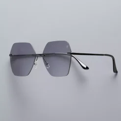 Simply Vera Vera Wang Gomez 63mm Geo-Square Sunglasses