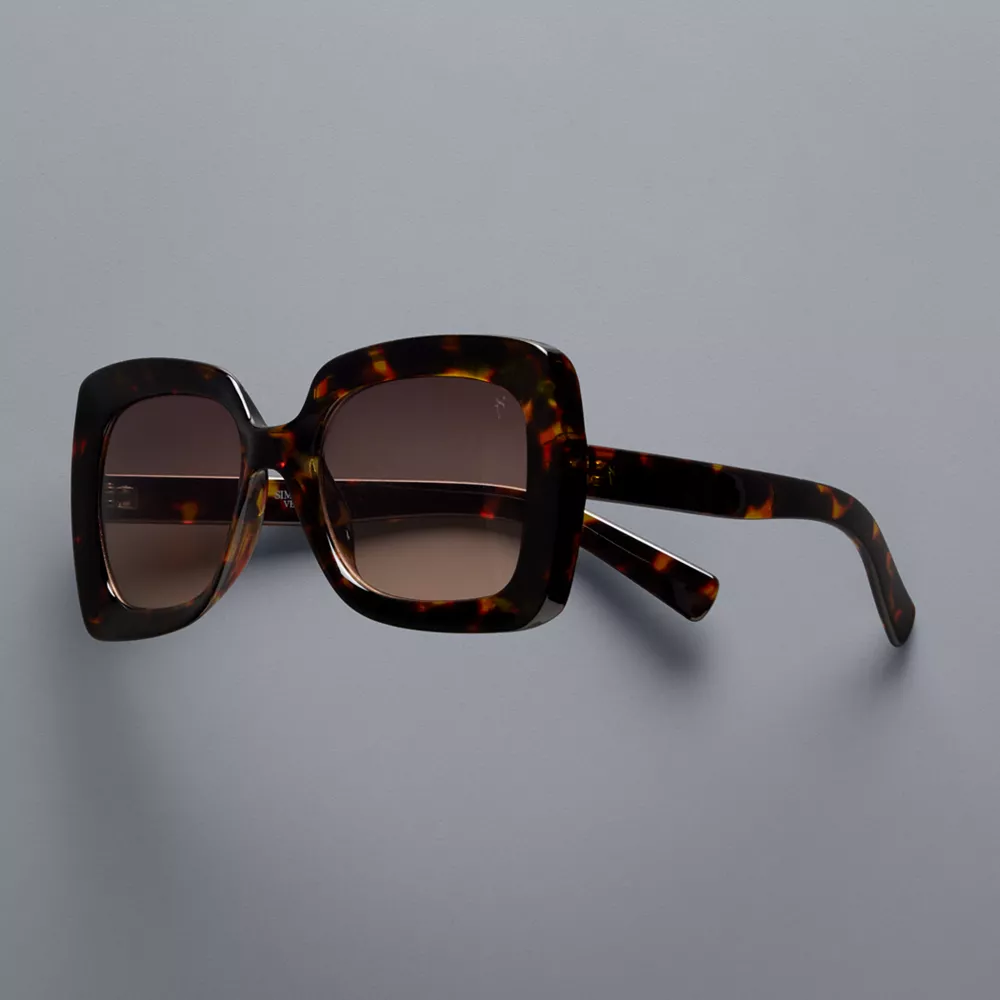 Women's Simply Vera Vera Wang Kym Oversized Plastic Square 22mm Sunglasses 1 Women's Simply Vera Vera Wang Kym Oversized Plastic Square 22mm Sunglasses